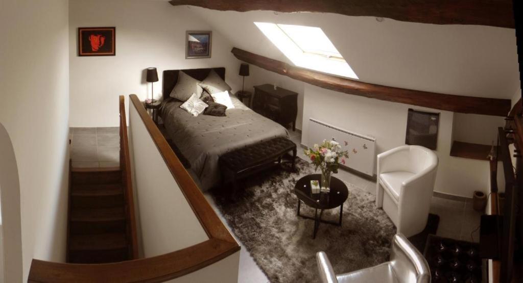เลอ เปอตี โดแมน เดอ บัว อาฟริล Hotel Etais-la-Sauvin ห้อง รูปภาพ