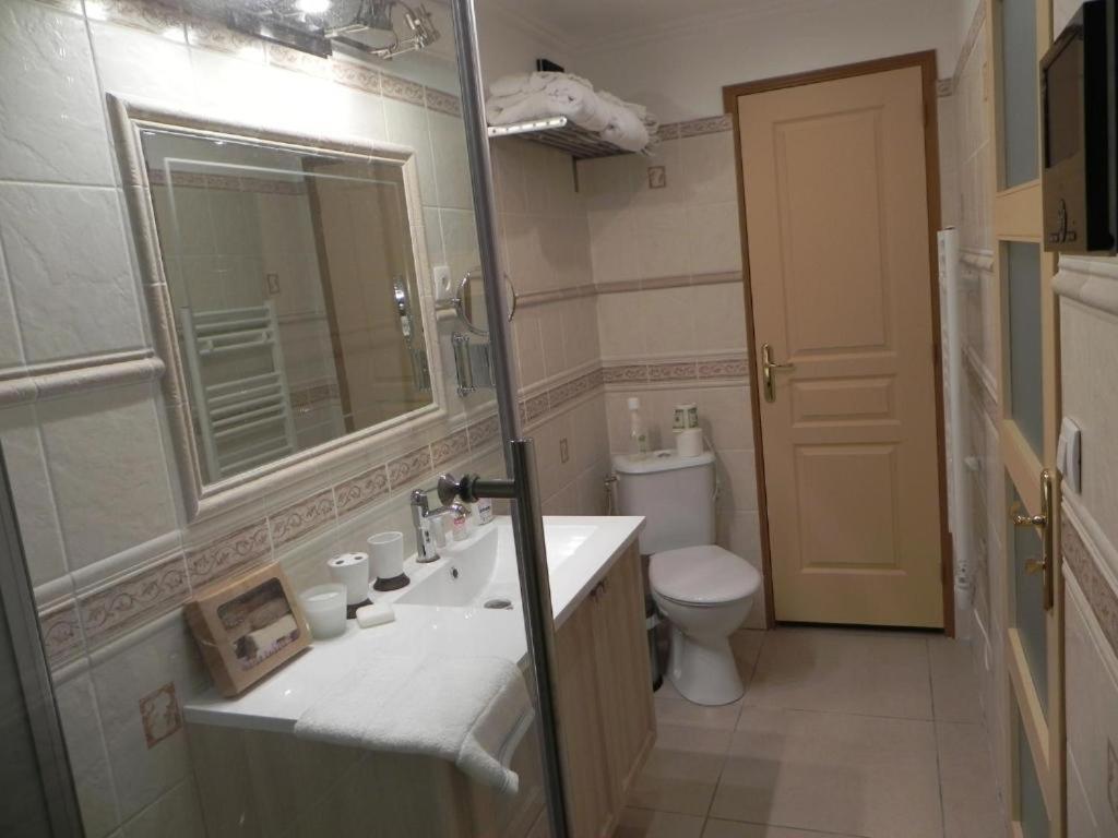 เลอ เปอตี โดแมน เดอ บัว อาฟริล Hotel Etais-la-Sauvin ห้อง รูปภาพ